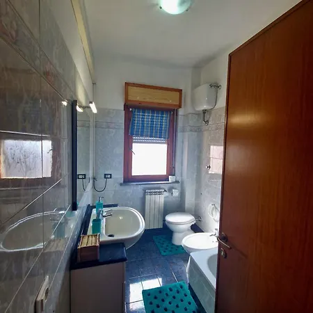 بيت ضيافة Tor Vergata- Stanza Con Bagno Privato